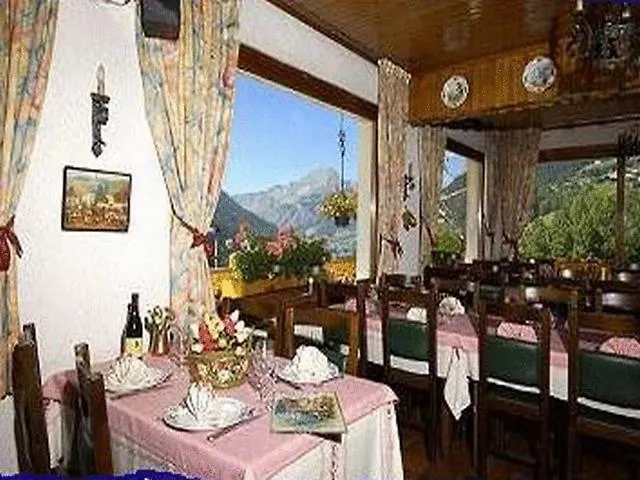 Le Castellan Hotel Chatel 3*,  France
